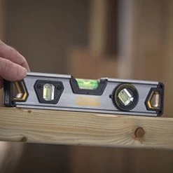 Stanley XTHT0-42495 Pro Box Torpedo Niveau à Bulle 22 Cm -Outils de mesure et de marquage Soldes xtht0 42495 pro box torpedo niveau a bulle 22 cm 2